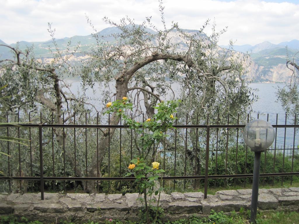 La Virgola Apartments برنزوني سول جاردا المظهر الخارجي الصورة